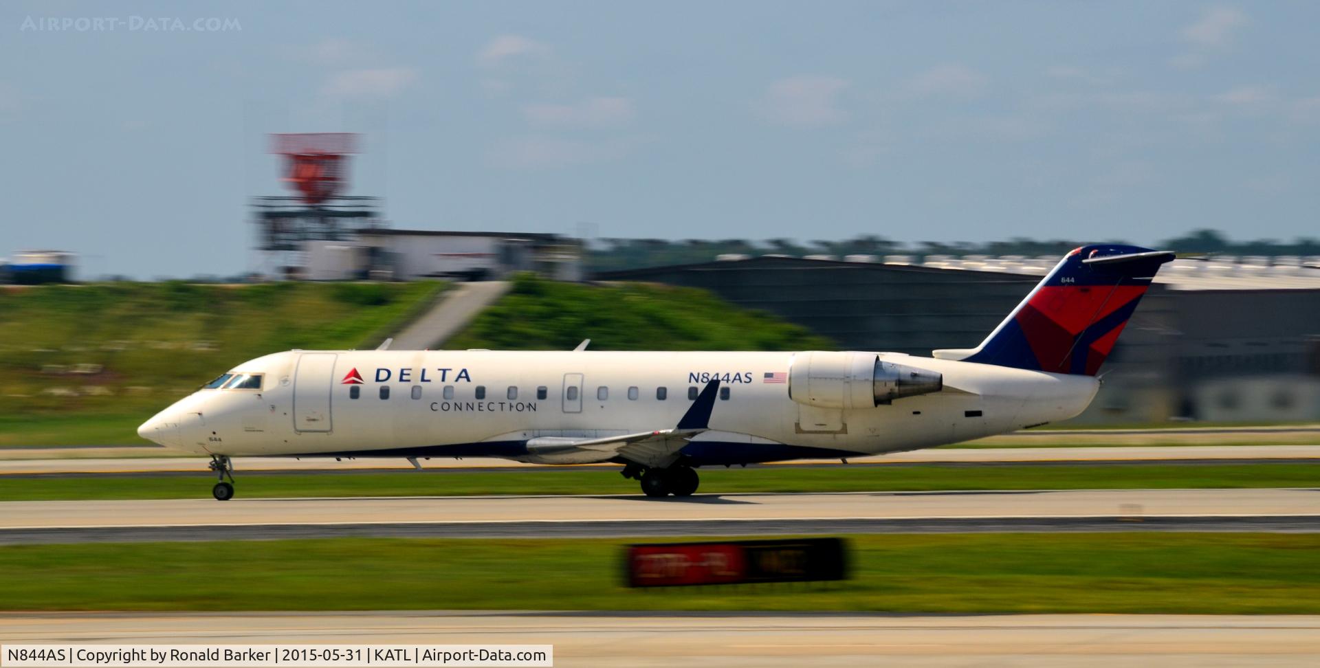 N844AS, 1999 Bombardier CRJ-200ER (CL-600-2B19) C/N 7317, Takeoff Atlanta