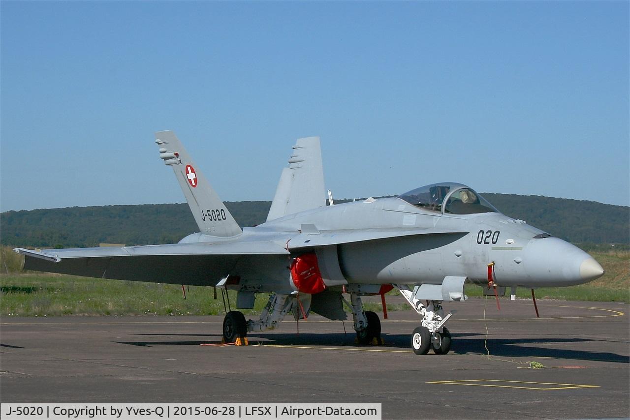J-5020, McDonnell Douglas F/A-18C Hornet C/N 1369/SFC020, Swiss Air Force McDonnell Douglas FA-18C Hornet, Static display, Luxeuil-Saint Sauveur Air Base 116 (LFSX) Open day 2015