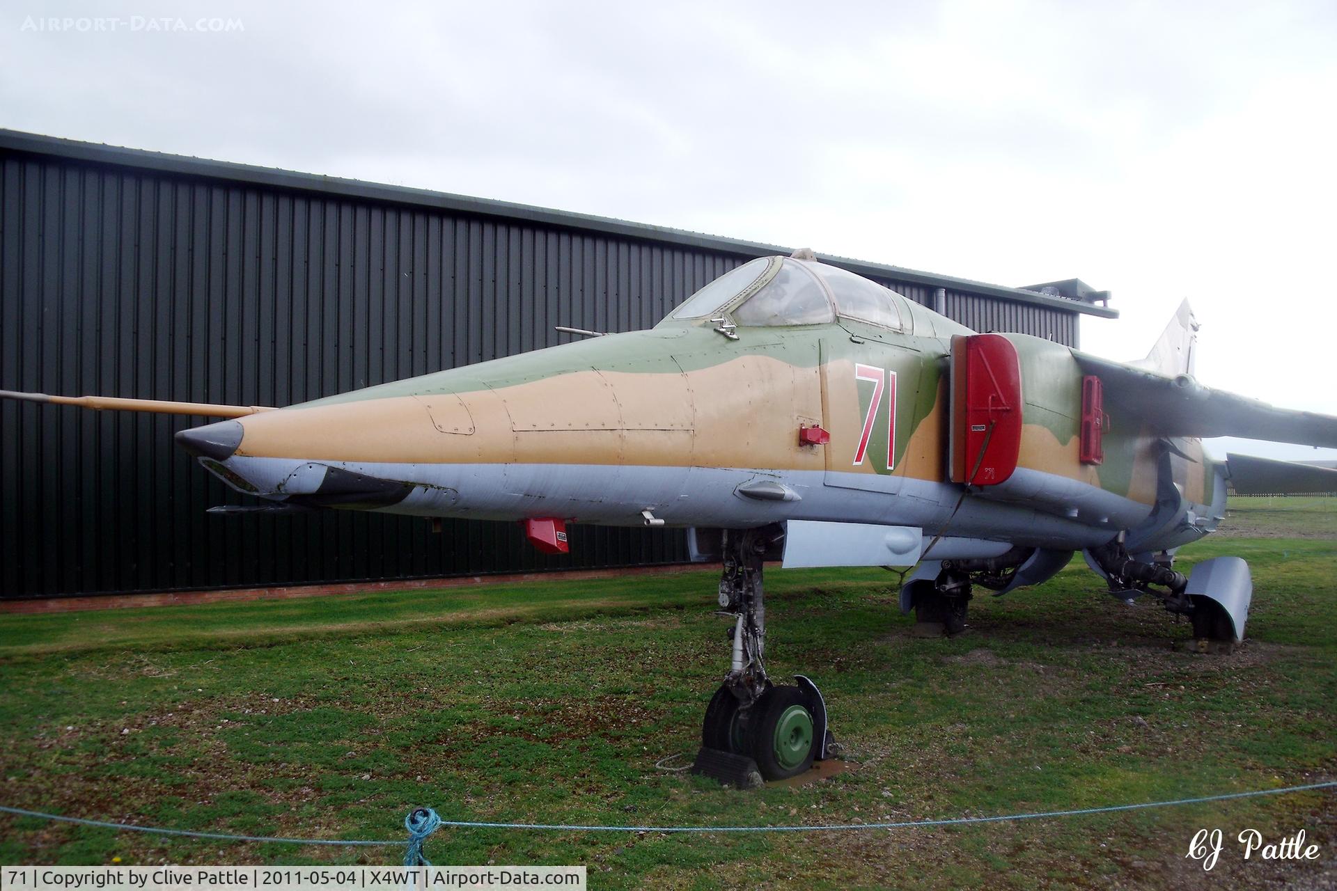 71, Mikoyan-Gurevich MiG-27K C/N 61912507006, On display at the Newark Air Museum, Winthorpe, Nottinghamshire. X4WT