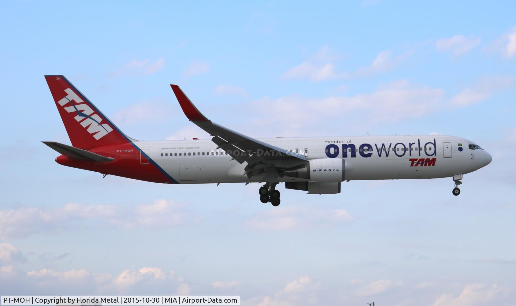 PT-MOH, 1997 Boeing 767-316/ER C/N 27615, TAM One World