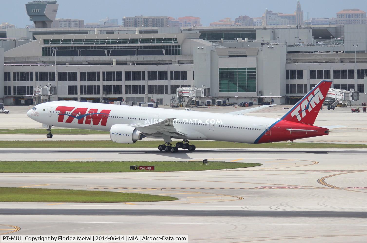 PT-MUI, 2013 Boeing 777-32W/ER C/N 40589, TAM Brazil