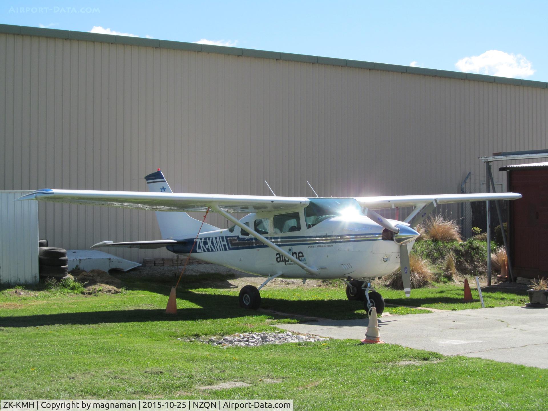 ZK-KMH, Cessna TU206G Turbo Stationair Turbo Stationair C/N U20604075, another scenic operator