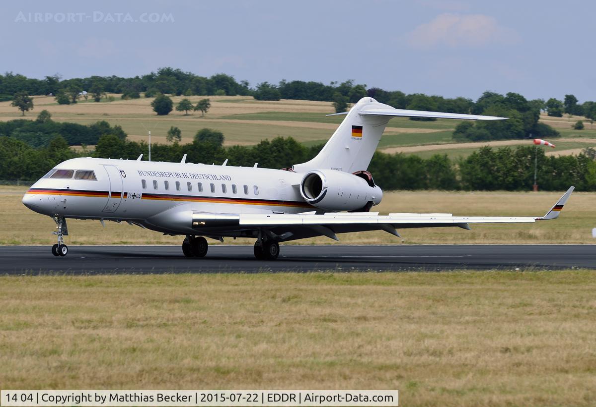 14 04, 2011 Bombardier BD-700-1A11 Global 5000 C/N 9417, 14+04