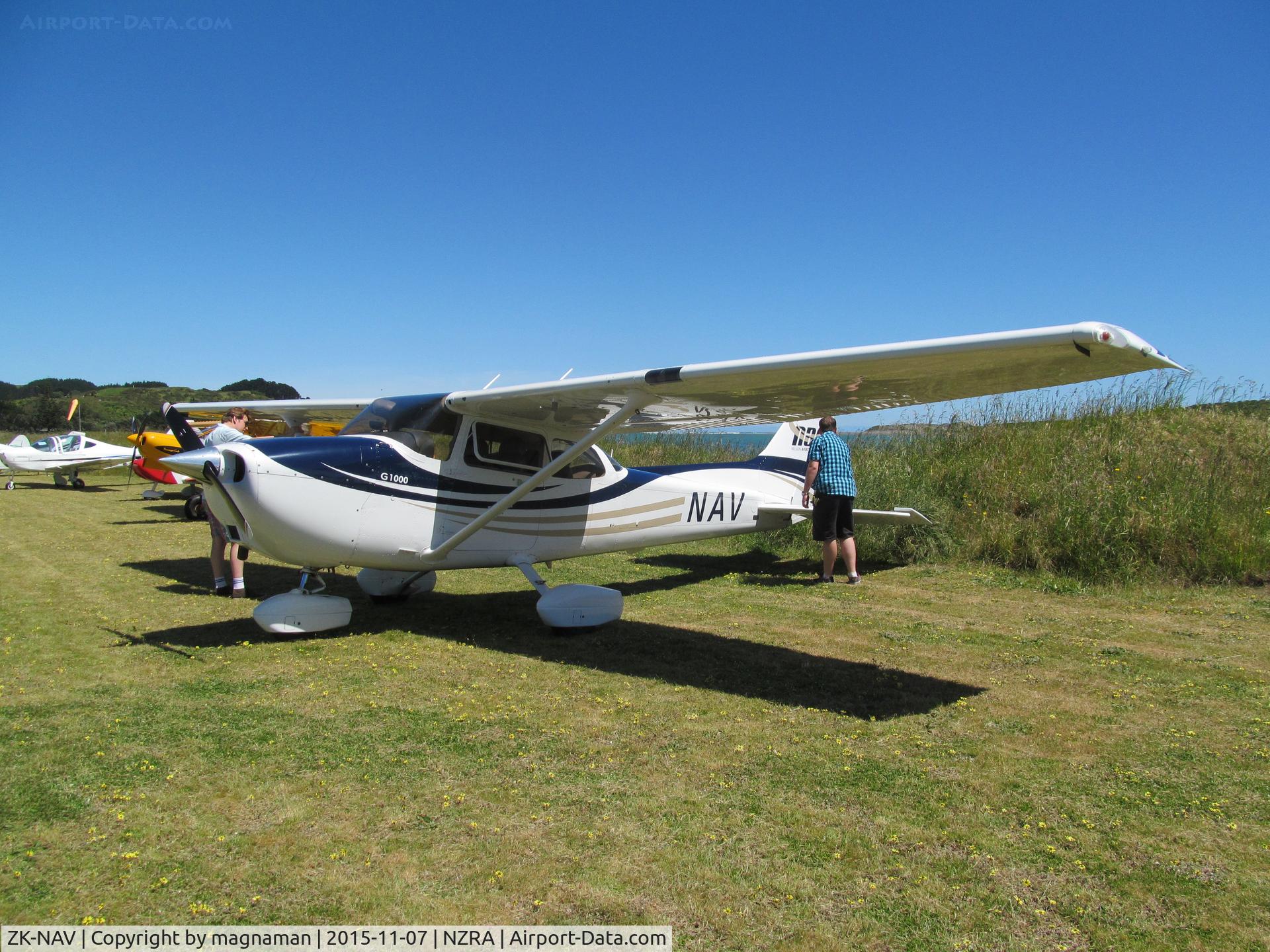 ZK-NAV, 2005 Cessna 172S C/N 172S-10101, at raglan fly in