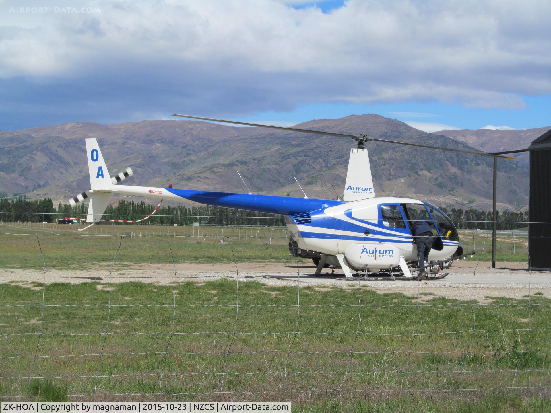 ZK-HOA, 2004 Robinson R44 C/N 1419, at Cromwell racecourse near wanaka