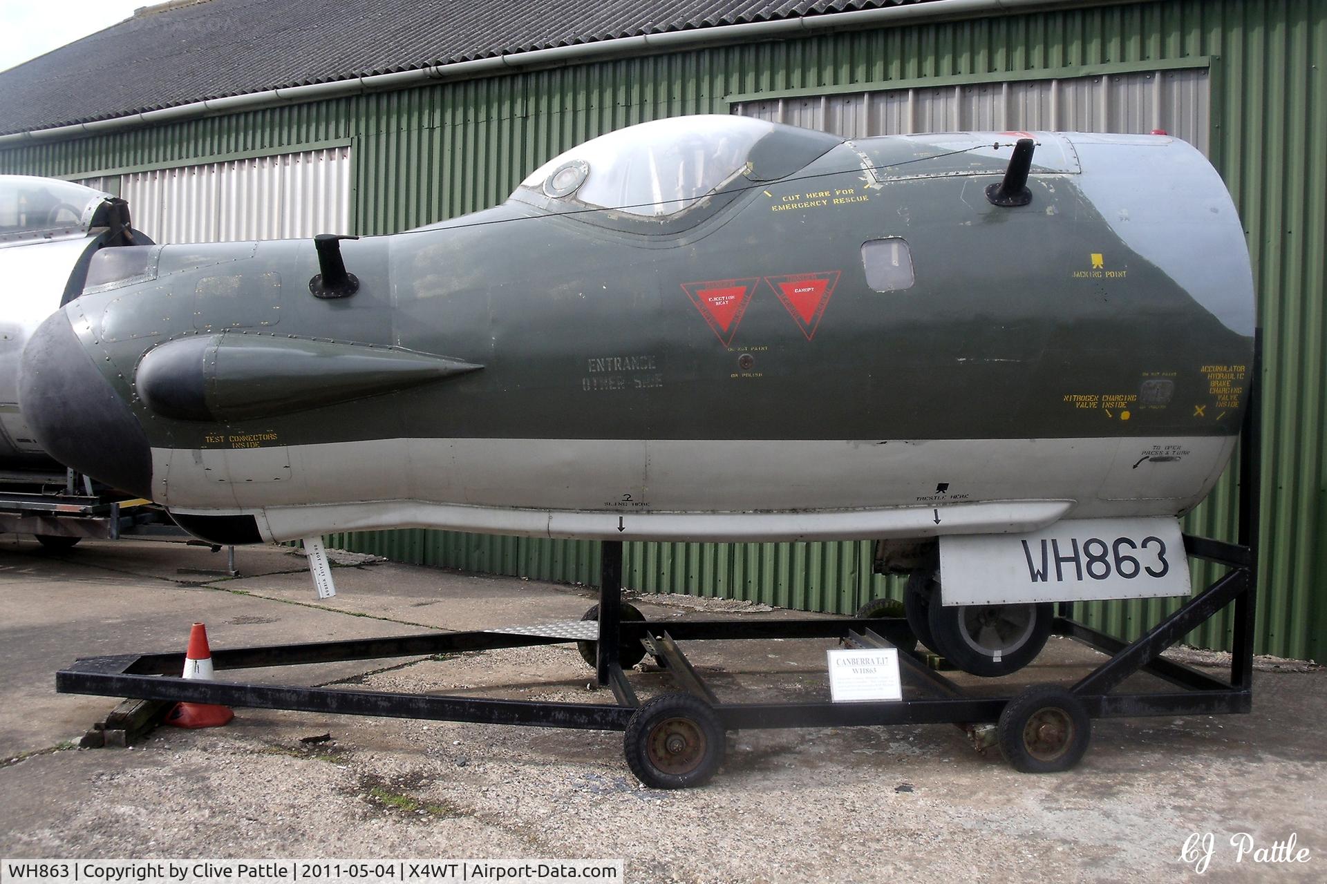 WH863, English Electric Canberra T.17 C/N SH1620, On display at the Newark Air Museum, Winthorpe, Nottinghamshire. X4WT