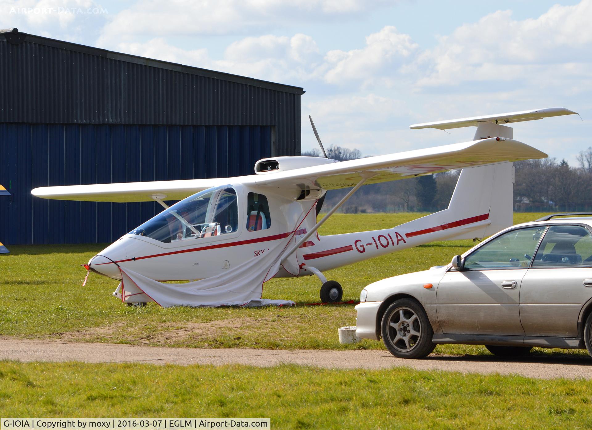 G-IOIA, 2003 Iniziative Industriali Italiane Sky Arrow 650T C/N PFA 298-14008, Sky Arrow 650T at White Waltham.