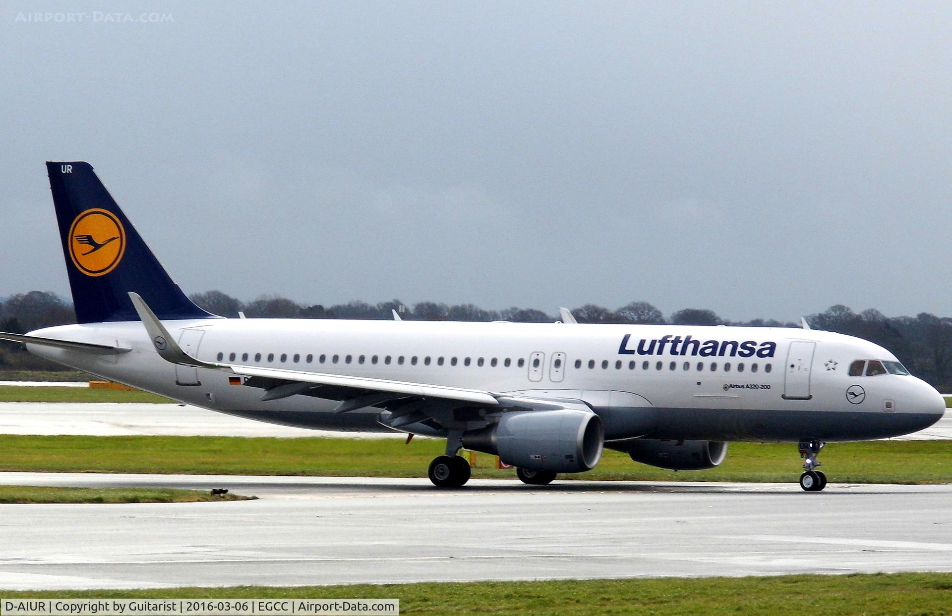 D-AIUR, 2015 Airbus A320-214 C/N 6985, At Manchester