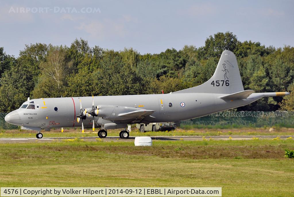 4576, Lockheed P-3N Orion C/N 185-5257, at ebbl