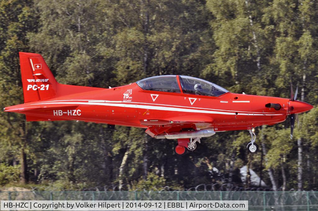 HB-HZC, 2005 Pilatus PC-21 C/N 101, at ebbl
