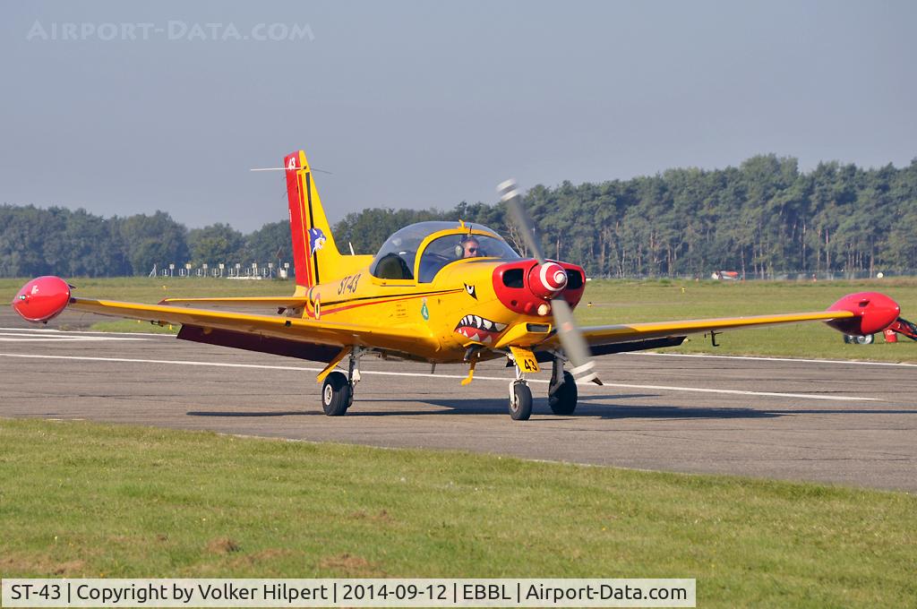 ST-43, 1992 SIAI-Marchetti SF-260D C/N 843, at ebbl