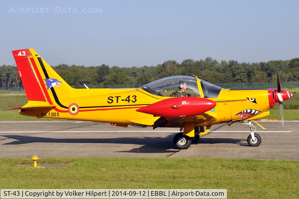 ST-43, 1992 SIAI-Marchetti SF-260D C/N 843, at ebbl