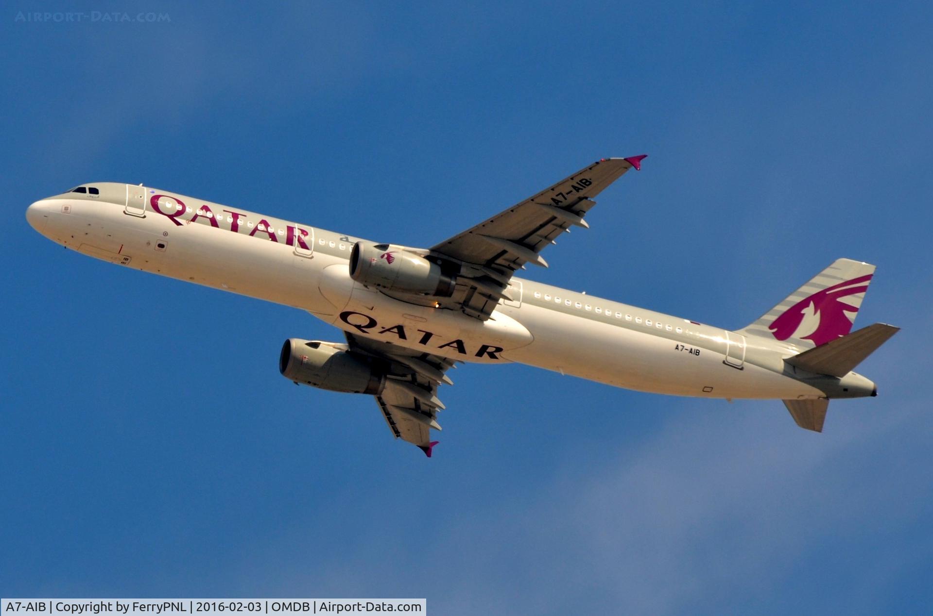 A7-AIB, 2010 Airbus A321-231 C/N 4382, Qatar A321 departing for Doha.