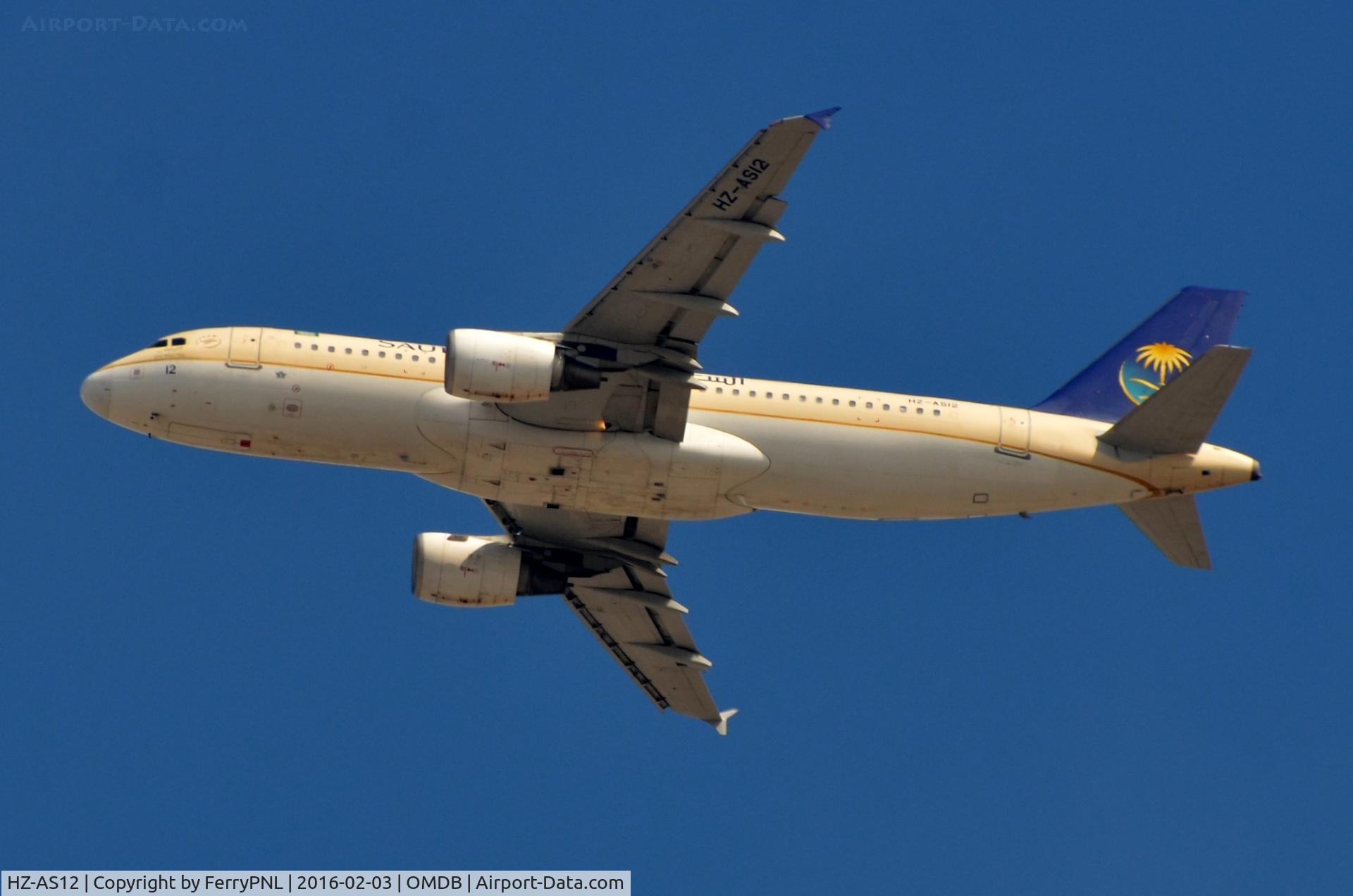 HZ-AS12, 2009 Airbus A320-214 C/N 4057, Saudi A320 departing