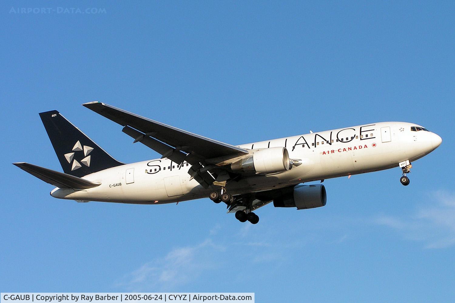 C-GAUB, 1982 Boeing 767-233 C/N 22517, Boeing 767-233 [22517] (Air Canada) Toronto-Pearson International~C 24/06/2005. Wore  Star Alliance marks now broken up.