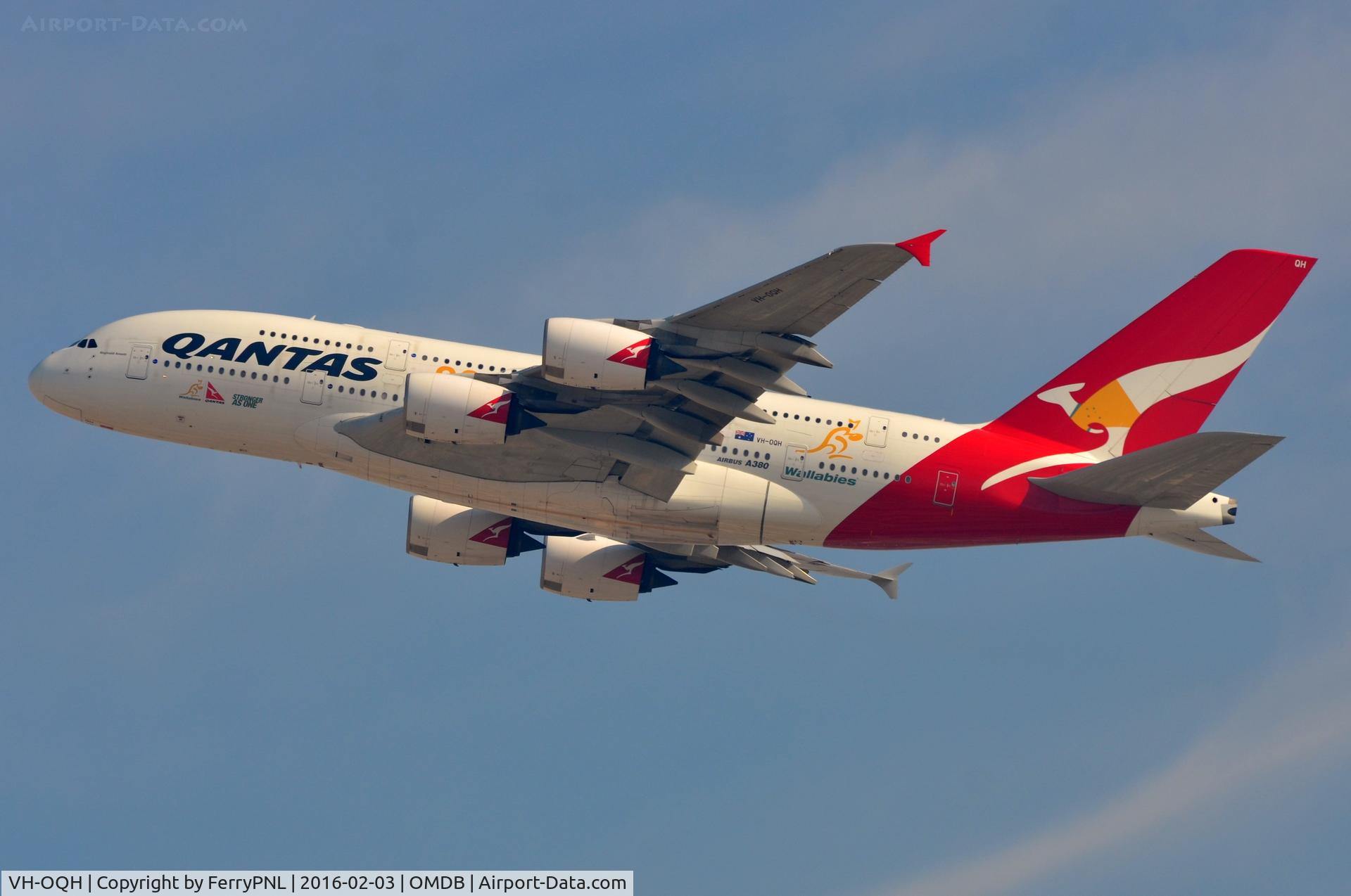 VH-OQH, 2009 Airbus A380-842 C/N 050, Go Wallabies A388. Like the t-shirt!
