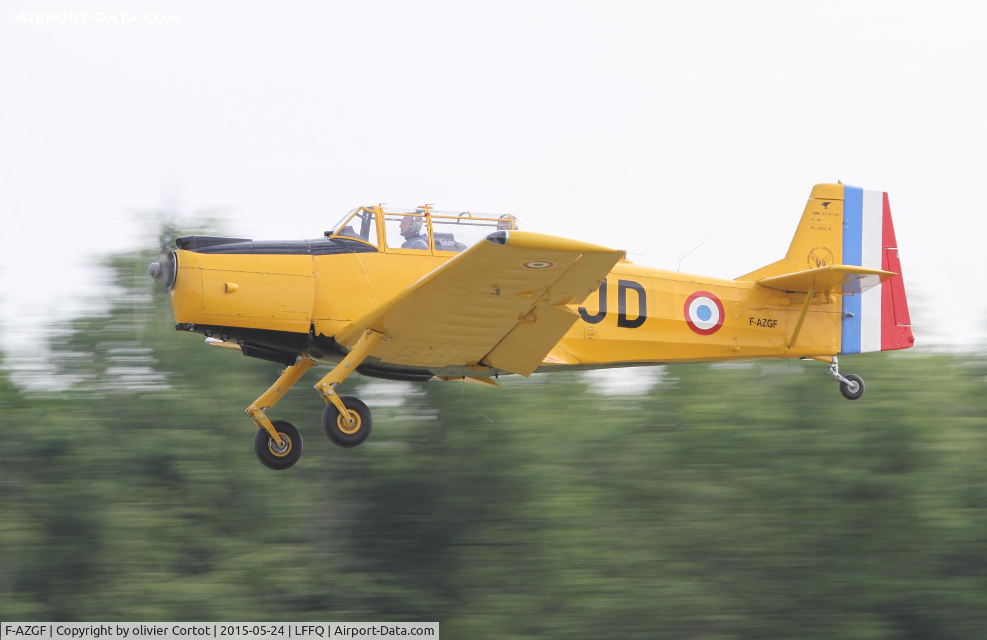F-AZGF, Nord 3202 Master C/N 80, Taking off