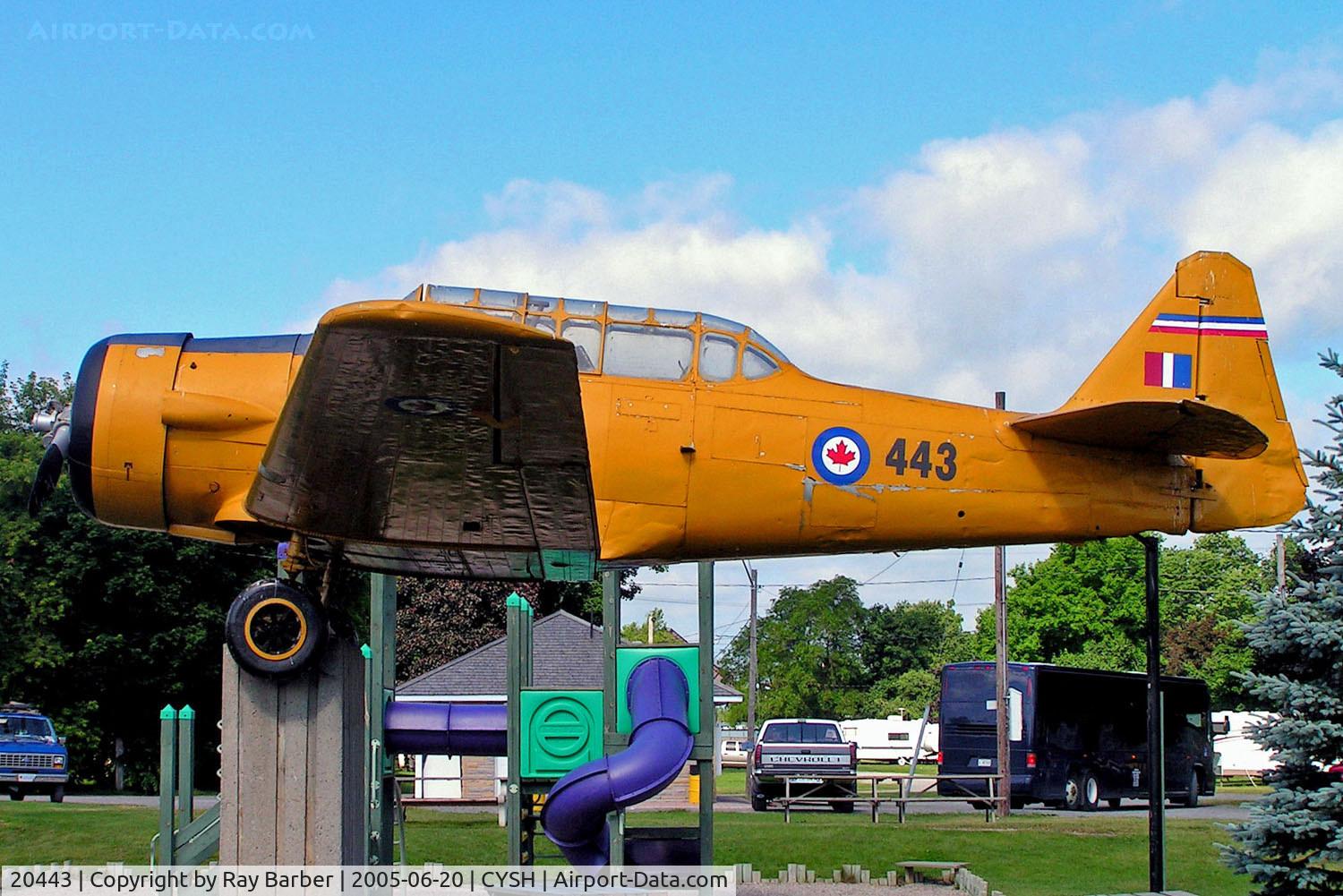 20443, Canadian Car & Foundry T-6J Harvard Mk.4 C/N CCF4-234, Canadian Car & Foundry T-6J Harvard IV [CCF4-234] Victoria Park Smith Falls Montague~C 20/06/2005