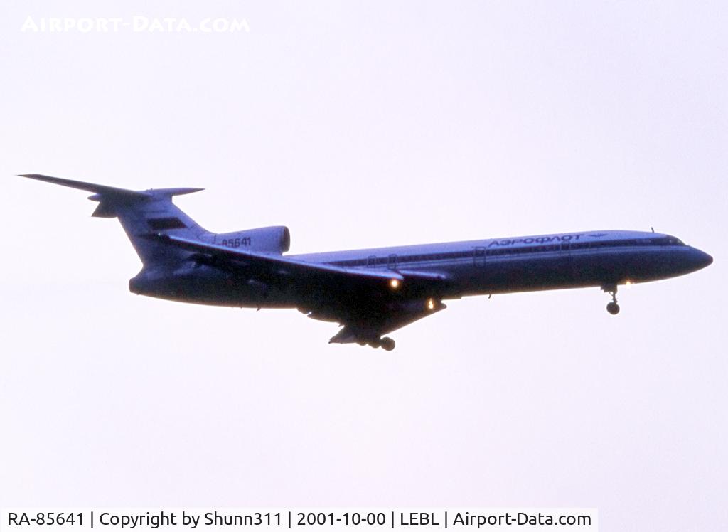 RA-85641, 1988 Tupolev Tu-154M C/N 88A773, Landing rwy 07