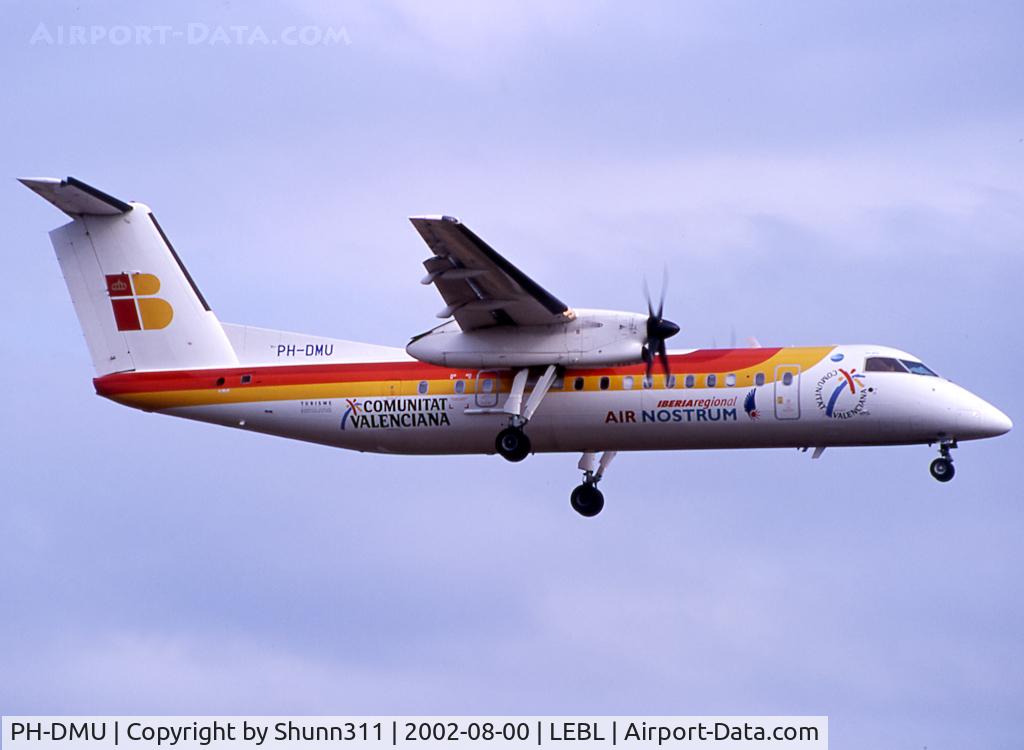 PH-DMU, 2001 Bombardier DHC-8-315 Dash 8 C/N 568, Landing rwy 25