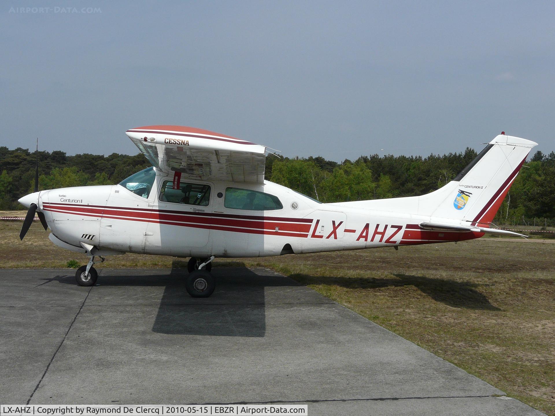 LX-AHZ, Cessna T210N II Turbo Centurion C/N 210-63672, Zoersel fly inn 2010.