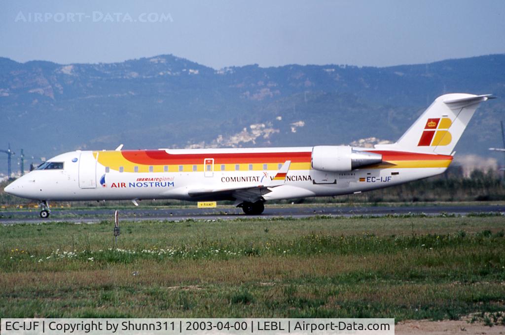 EC-IJF, 2002 Bombardier CRJ-200ER (CL-600-2B19) C/N 7705, Ready for take off from rwy 20