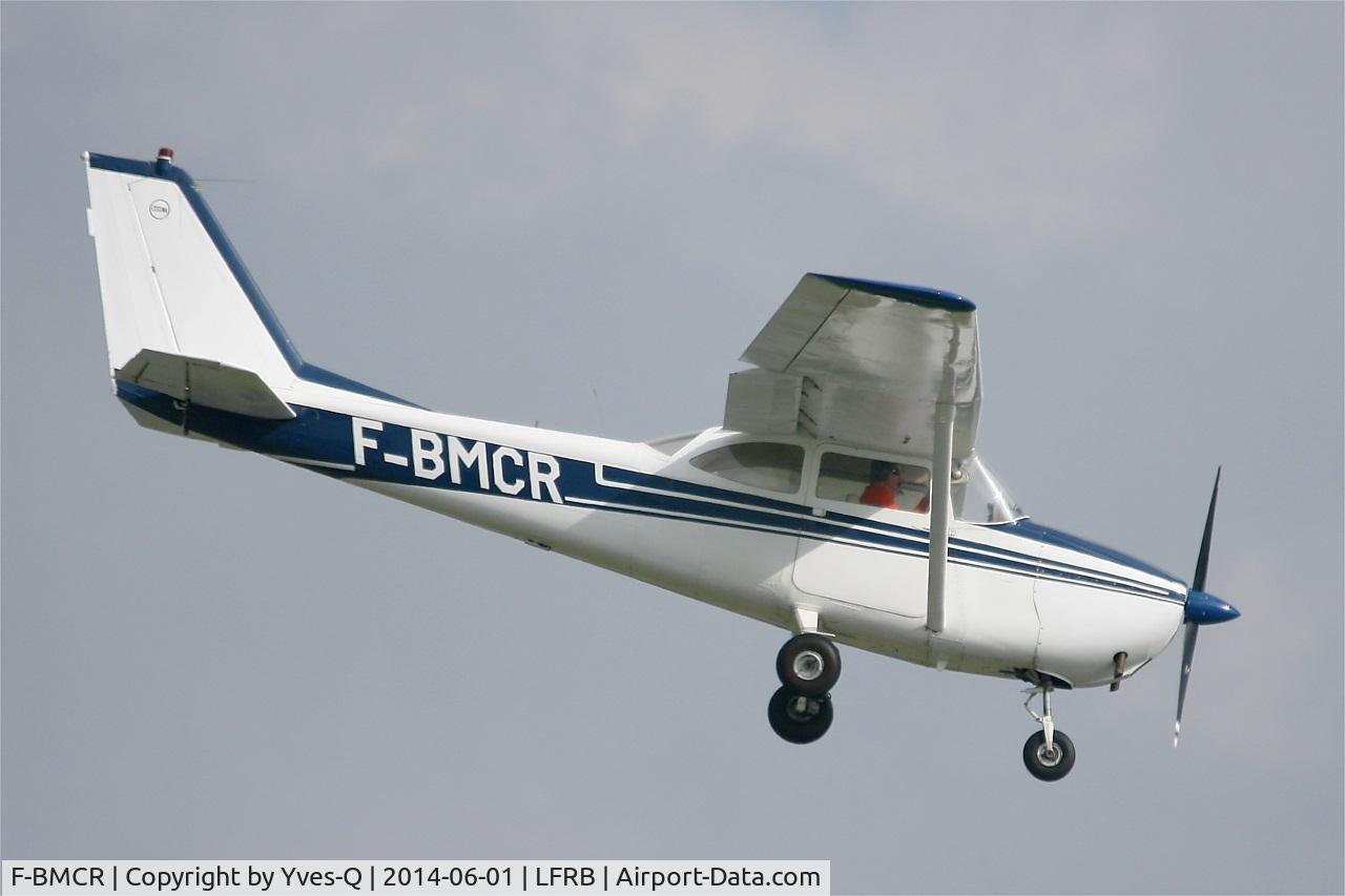 F-BMCR, 1963 Reims F172E Skyhawk C/N 0062, Reims F172E Skyhawk, On final rwy 07R, Brest-Bretagne Airport (LFRB-BES)