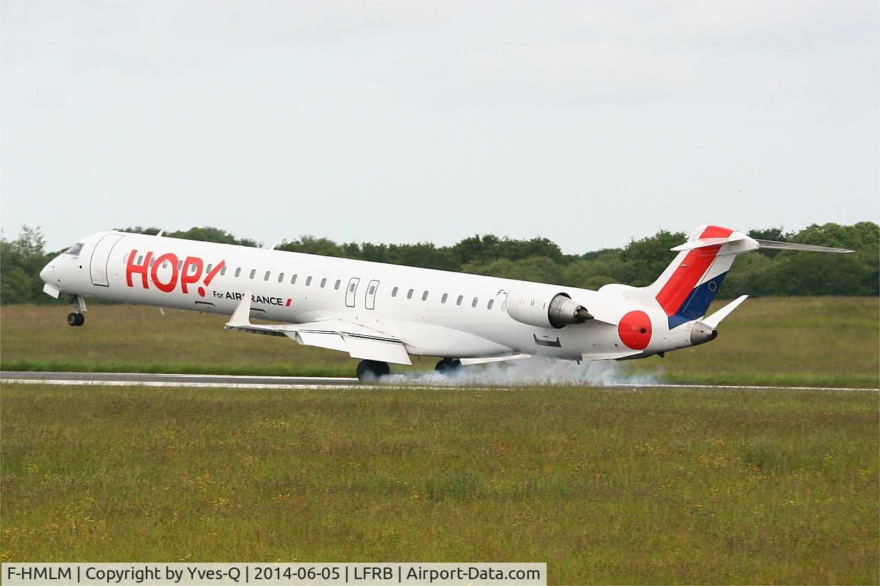 F-HMLM, 2012 Bombardier CRJ-1000EL NG (CL-600-2E25) C/N 19023, Canadair Regional Jet CRJ-1000, Landing rwy 25L, Brest-Bretagne Airport (LFRB-BES)