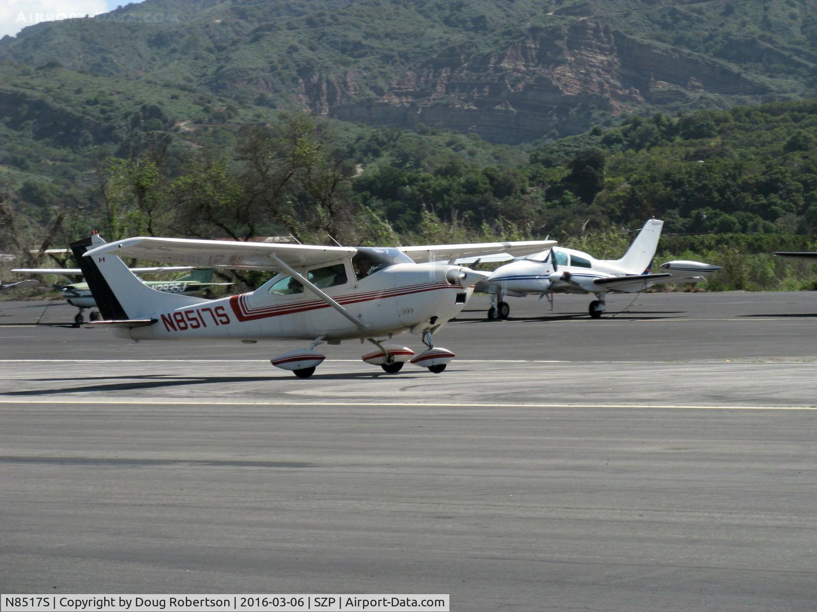 N8517S, 1965 Cessna 182H Skylane C/N 18256617, 1965 Cessna 182H SKYLANE, Continental O-470 230 Hp, takeoff roll Rwy 22