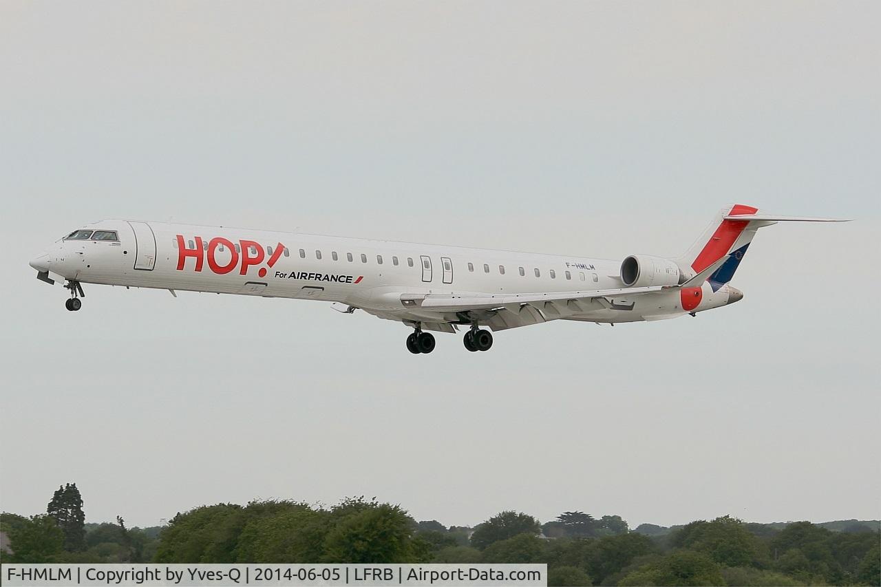 F-HMLM, 2012 Bombardier CRJ-1000EL NG (CL-600-2E25) C/N 19023, Canadair Regional Jet CRJ-1000, On final rwy 25L, Brest-Bretagne Airport (LFRB-BES)