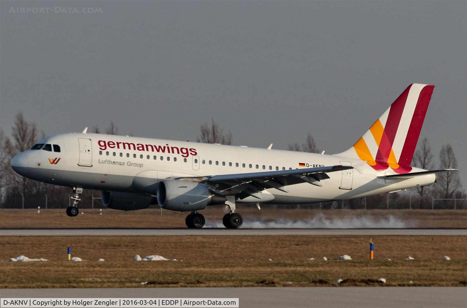 D-AKNV, 2005 Airbus A319-112 C/N 2632, Shuttle from STR with touch down on rwy 26R....