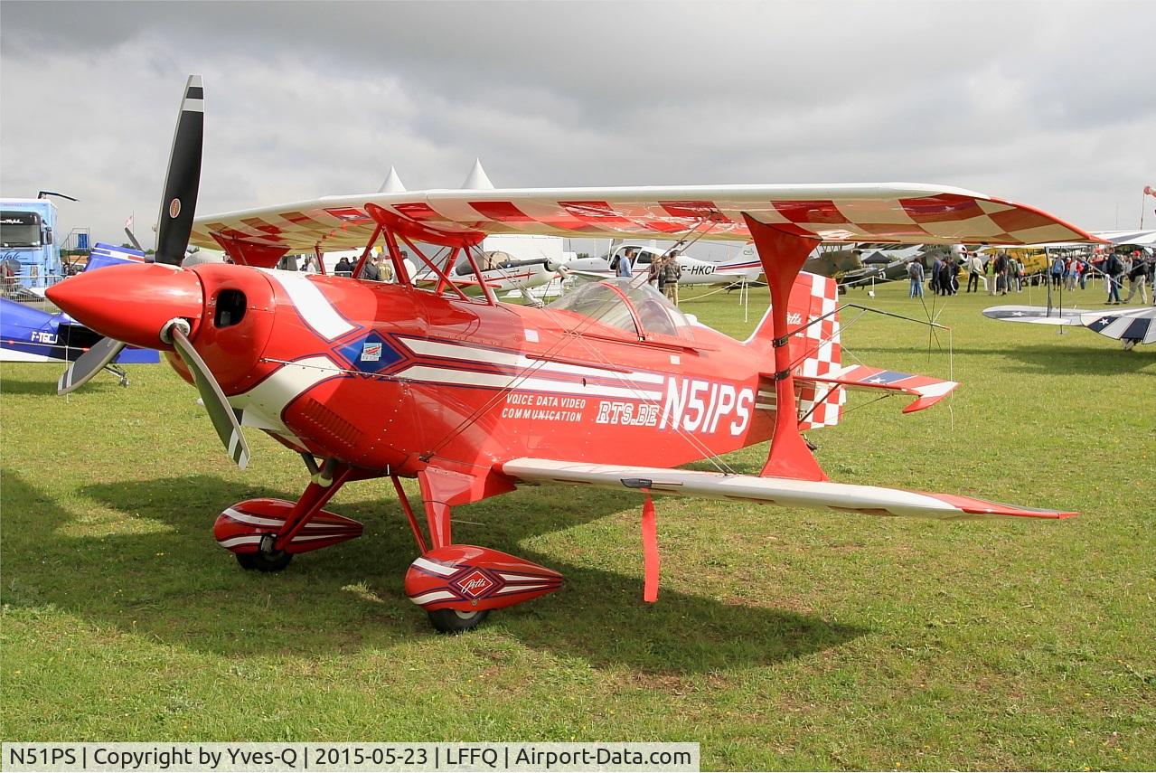 N51PS, 2008 Aviat Pitts S-2C Special C/N 6087, Aviat Pitts S-2C Special, Static display, La Ferté-Alais airfield (LFFQ) Airshow 2015