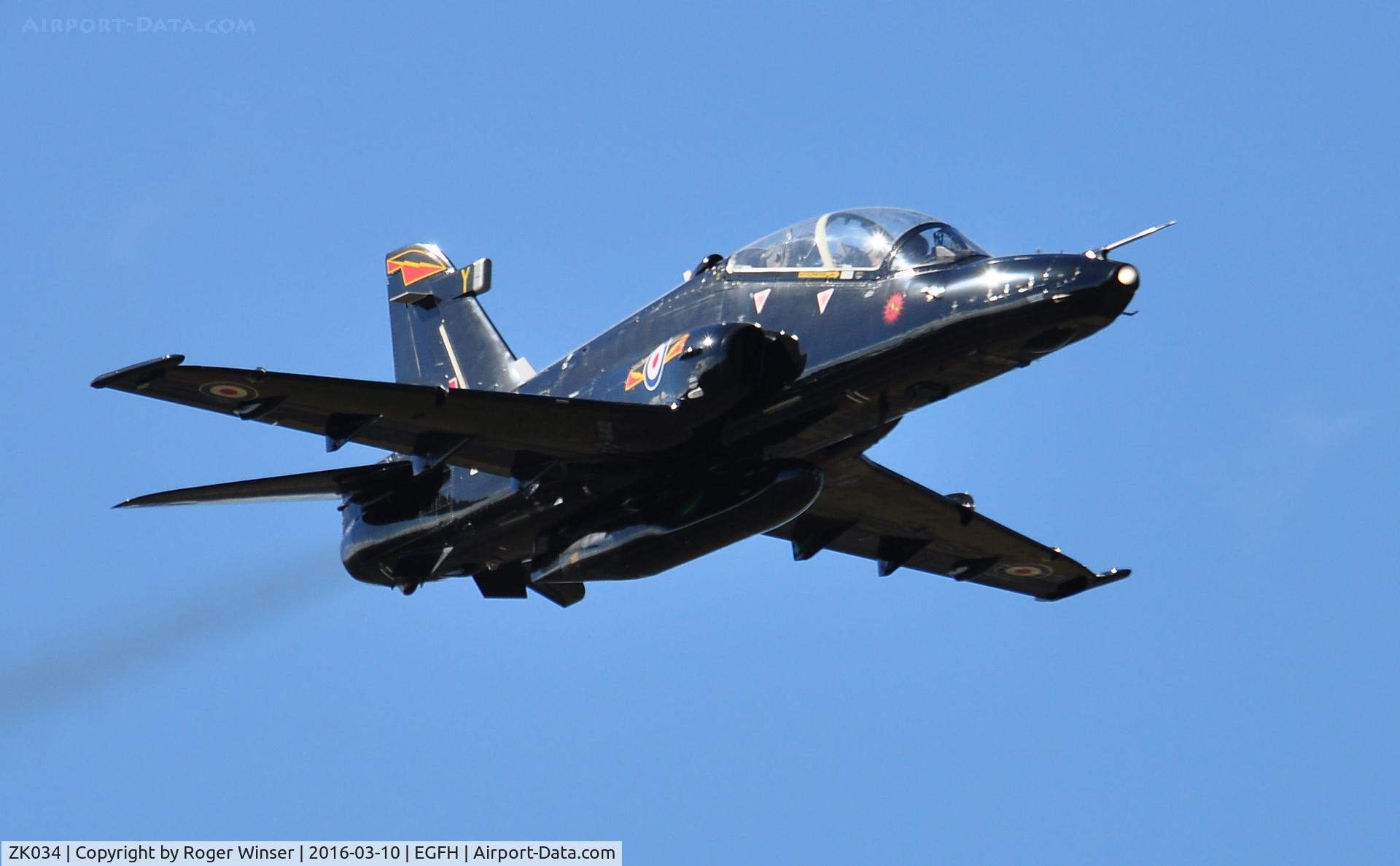 ZK034, 2010 British Aerospace Hawk T2 C/N RT025/1263, Fast flyby over Runway 04 by Hawk aircraft coded Y of 4(R) Squadron RAF.
