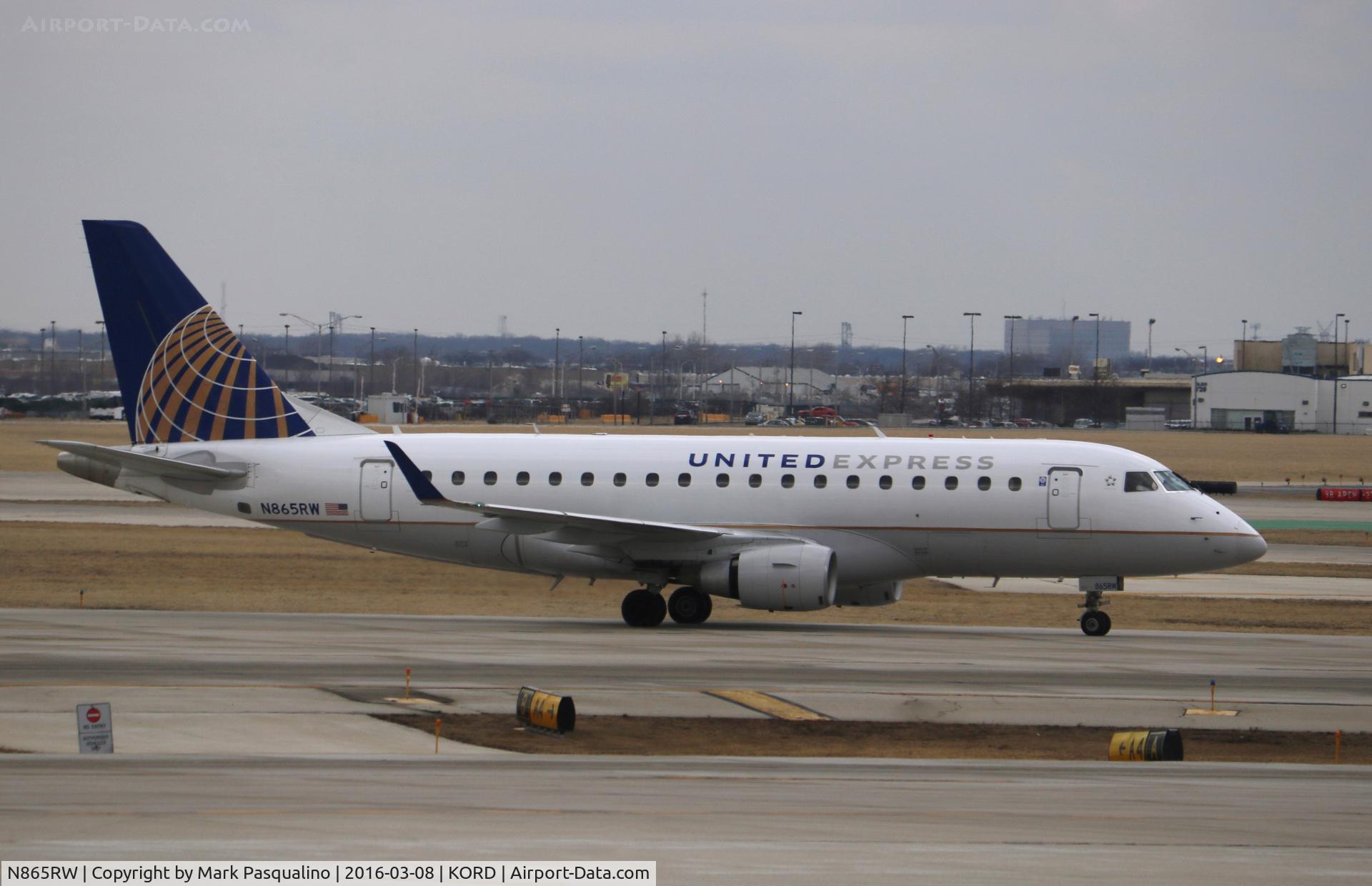 N865RW, 2006 Embraer 170SE (ERJ-170-100SE) C/N 17000122, ERJ 170-100 SE