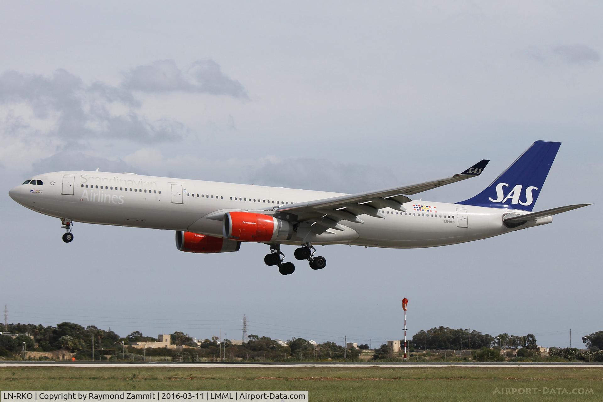 LN-RKO, 2003 Airbus A330-343X C/N 515, A330 LN-RKO SAS