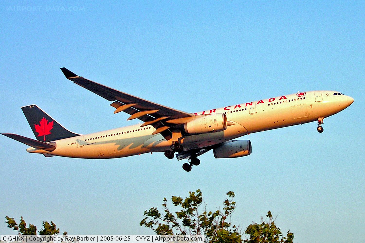 C-GHKX, 2001 Airbus A330-343 C/N 0412, Airbus A330-343X [412] (Air Canada) Toronto-Pearson International~C 25/06/2005