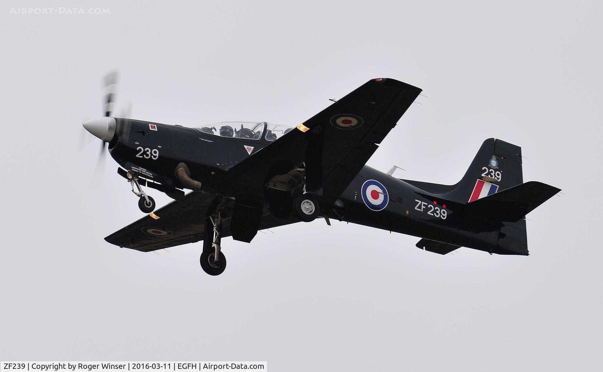ZF239, 1990 Short S-312 Tucano T1 C/N S041/T39, Pull up from practice approach to Runway 22 by RAF Tucano aircraft coded 239 of 1FTS.