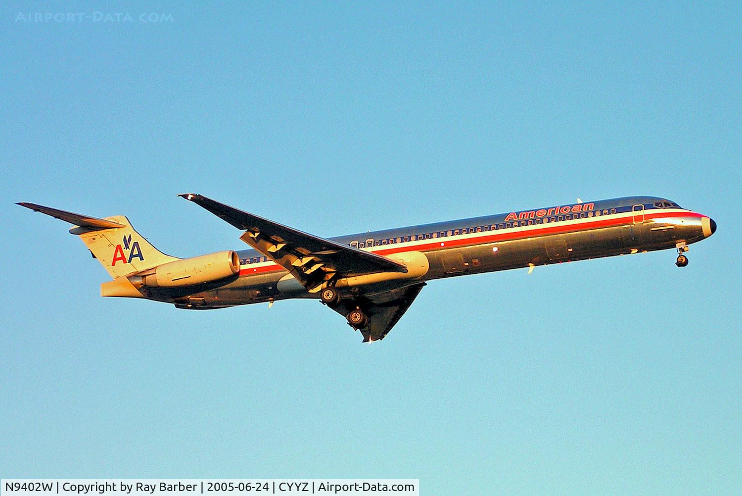 N9402W, 1992 McDonnell Douglas MD-83 (DC-9-83) C/N 53138, McDonnell Douglas DC-9-83 [53138] (American Airlines) Toronto-Pearson International~C 24/06/2005