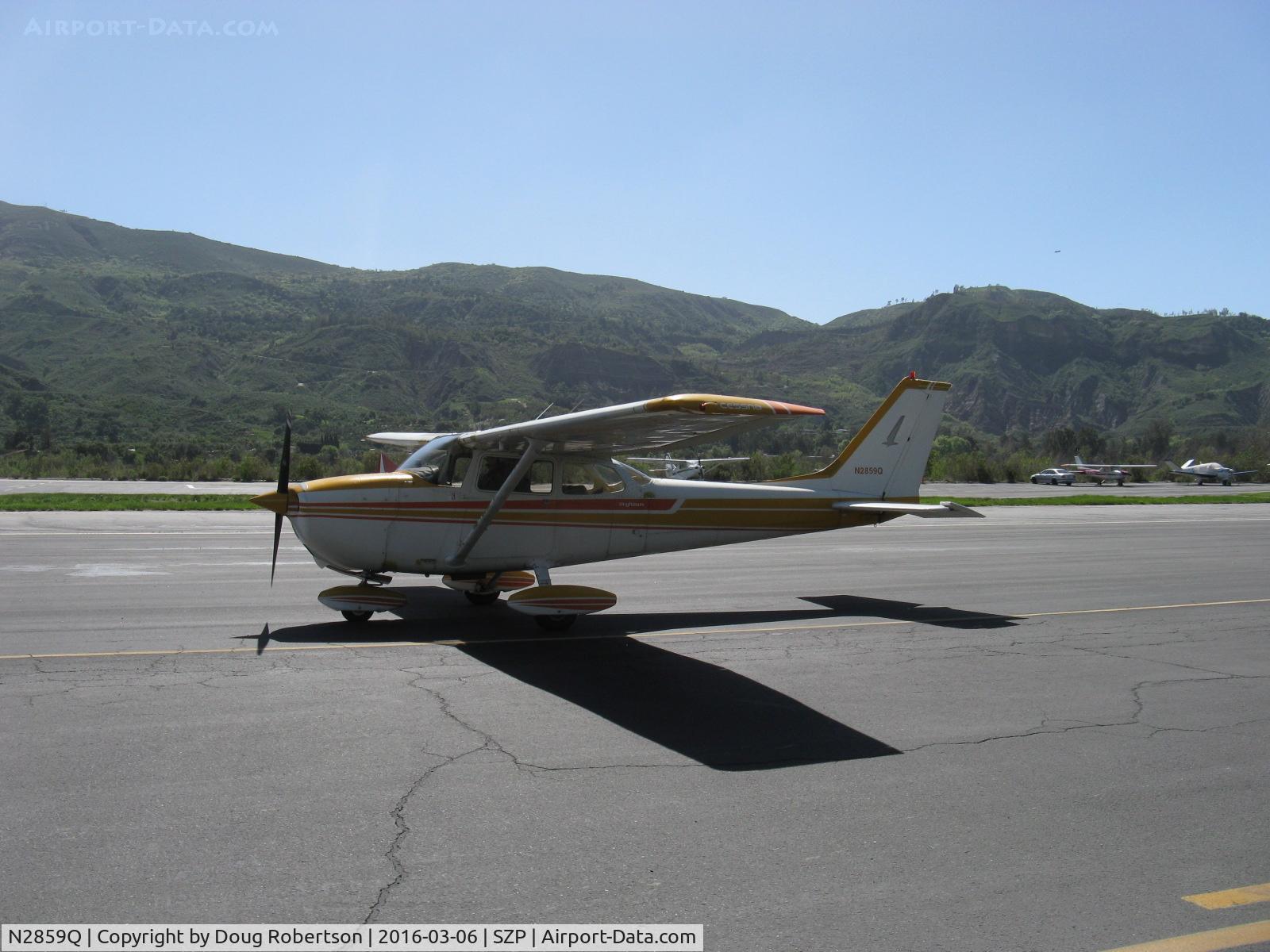 N2859Q, 1971 Cessna 172L C/N 17259859, 1971 Cessna 172L SKYHAWK, Lycoming O-320-E2D 150 Hp, taxi back