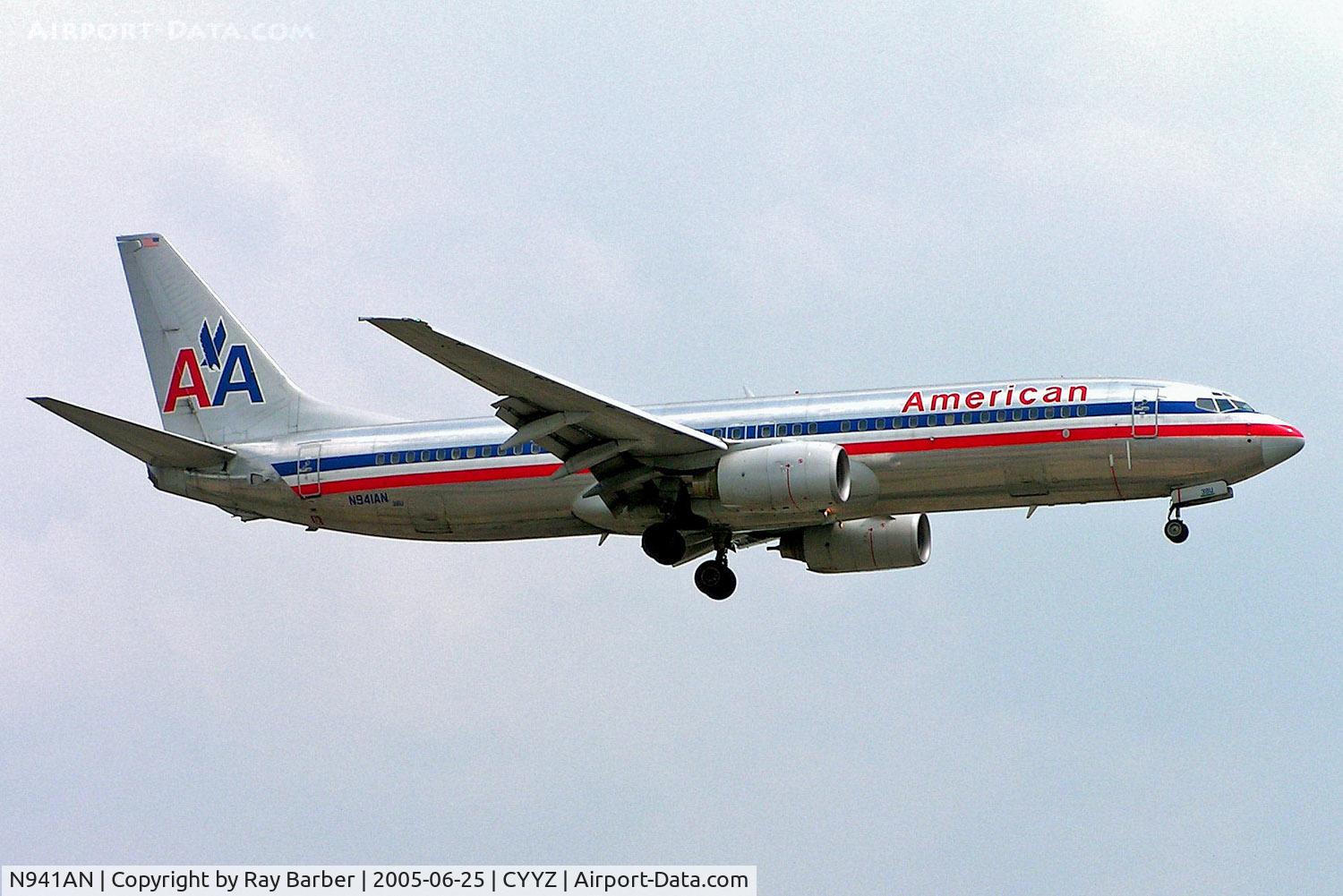 N941AN, 2000 Boeing 737-823 C/N 29534, Boeing 737-823 [29534] (American Airlines) Toronto-Pearson International~C 25/06/2005