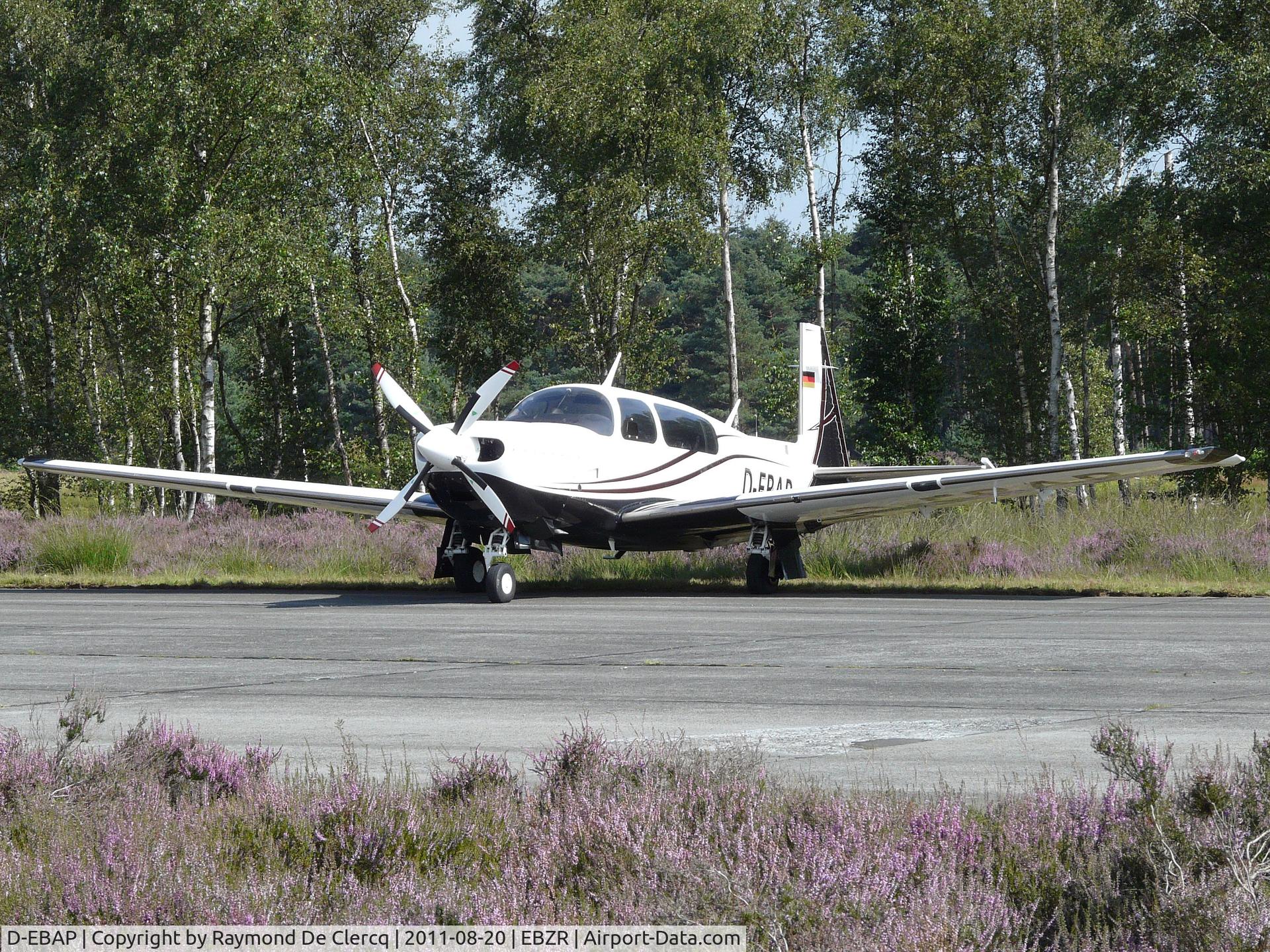 D-EBAP, 1993 Mooney M20M Bravo C/N 27-0159, At Zoersel fly inn 2011.