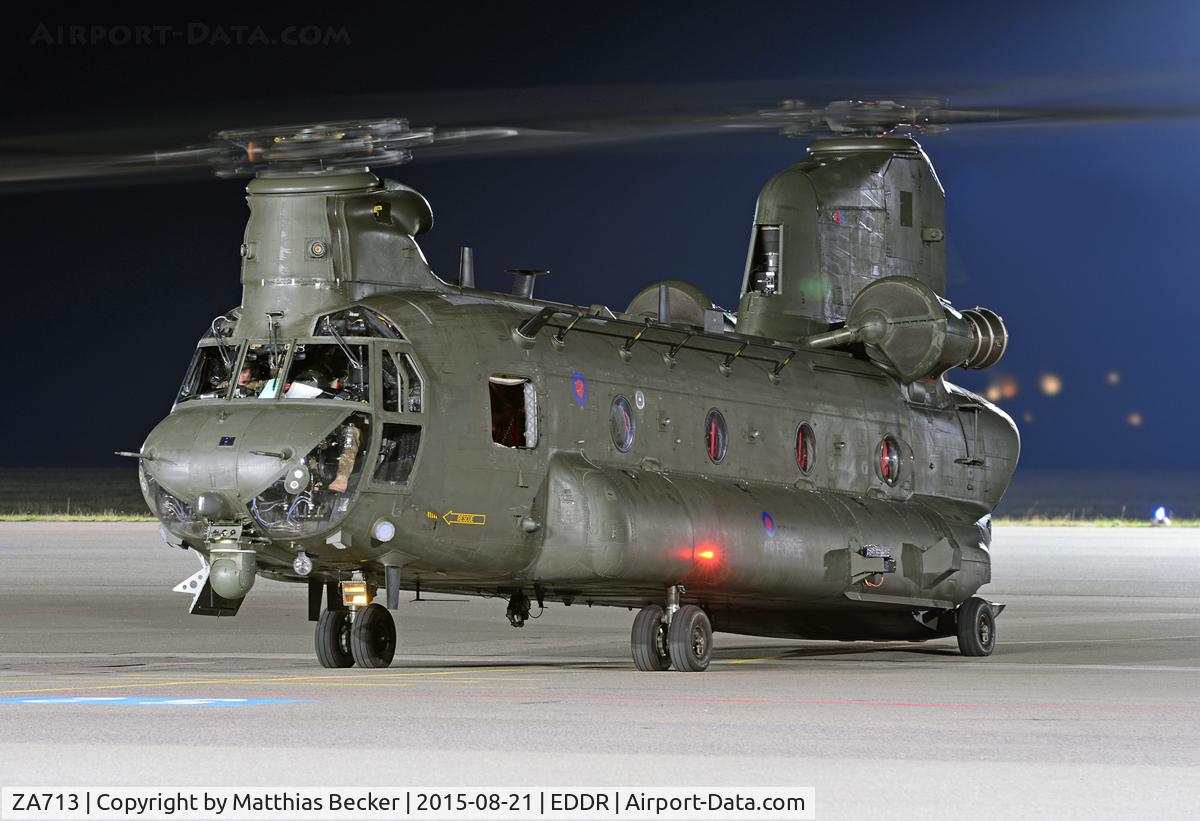 ZA713, Boeing Vertol Chinook HC.4 C/N M/A025/B-844/M7013, ZA713