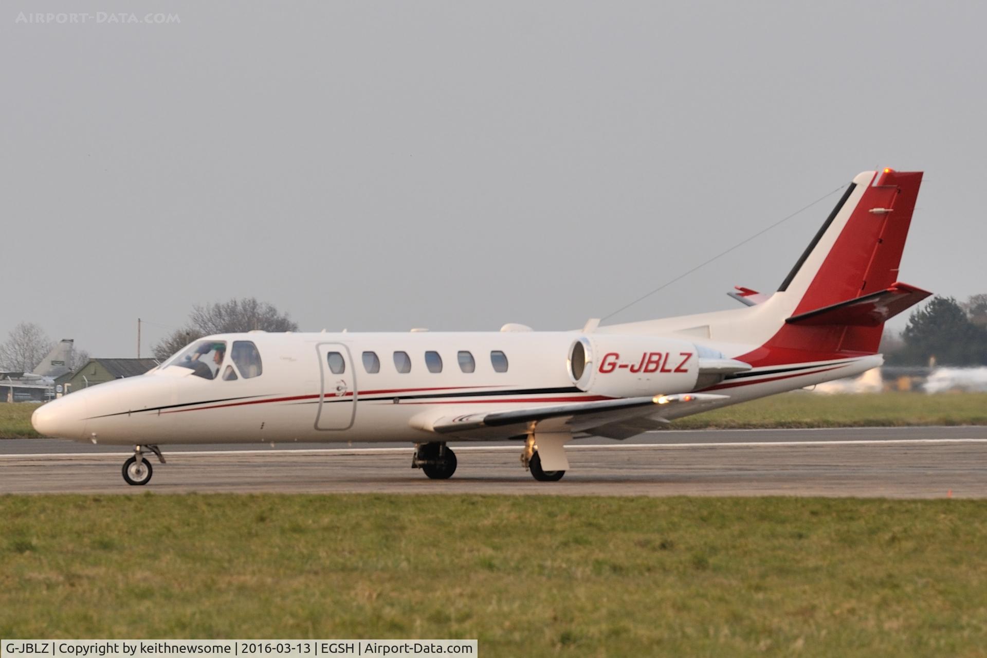 G-JBLZ, 2002 Cessna 550 Citation Bravo C/N 550-1018, Leaving Norwich.
