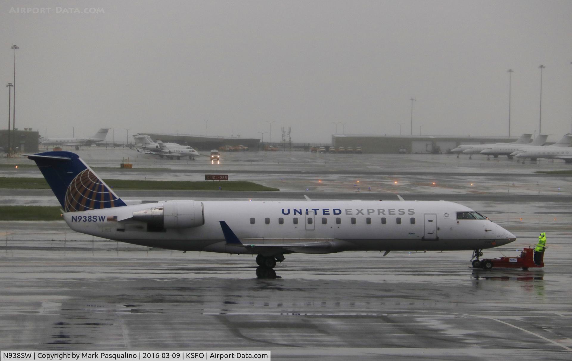 N938SW, 2003 Bombardier CRJ-200LR (CL-600-2B19) C/N 7741, CL-600-2B19