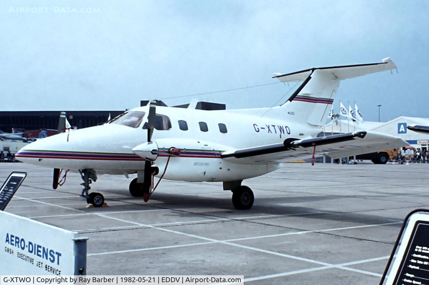 G-XTWO, 1980 Embraer EMB-121AN Xingu C/N 121030, Embraer Emb-121AN Xingu [121-030] Hannover~D 21/05/1982. From a slide.