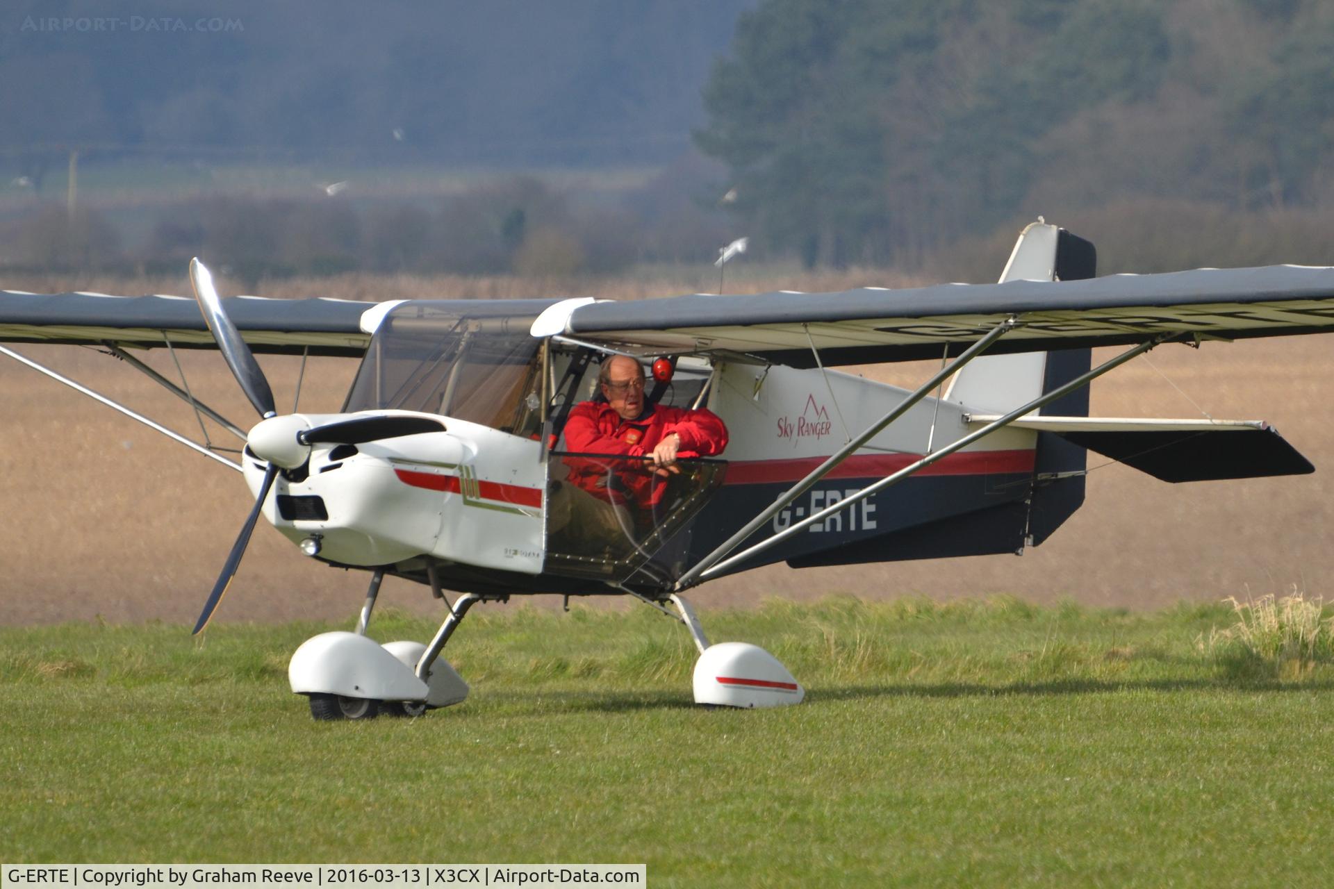 G-ERTE, 2005 Skyranger 912S(1) C/N BMAA/HB/451, Just landed at Northrepps.