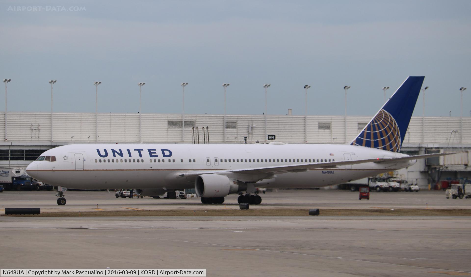 N648UA, 1992 Boeing 767-322ER C/N 25285, Boeing 767-300