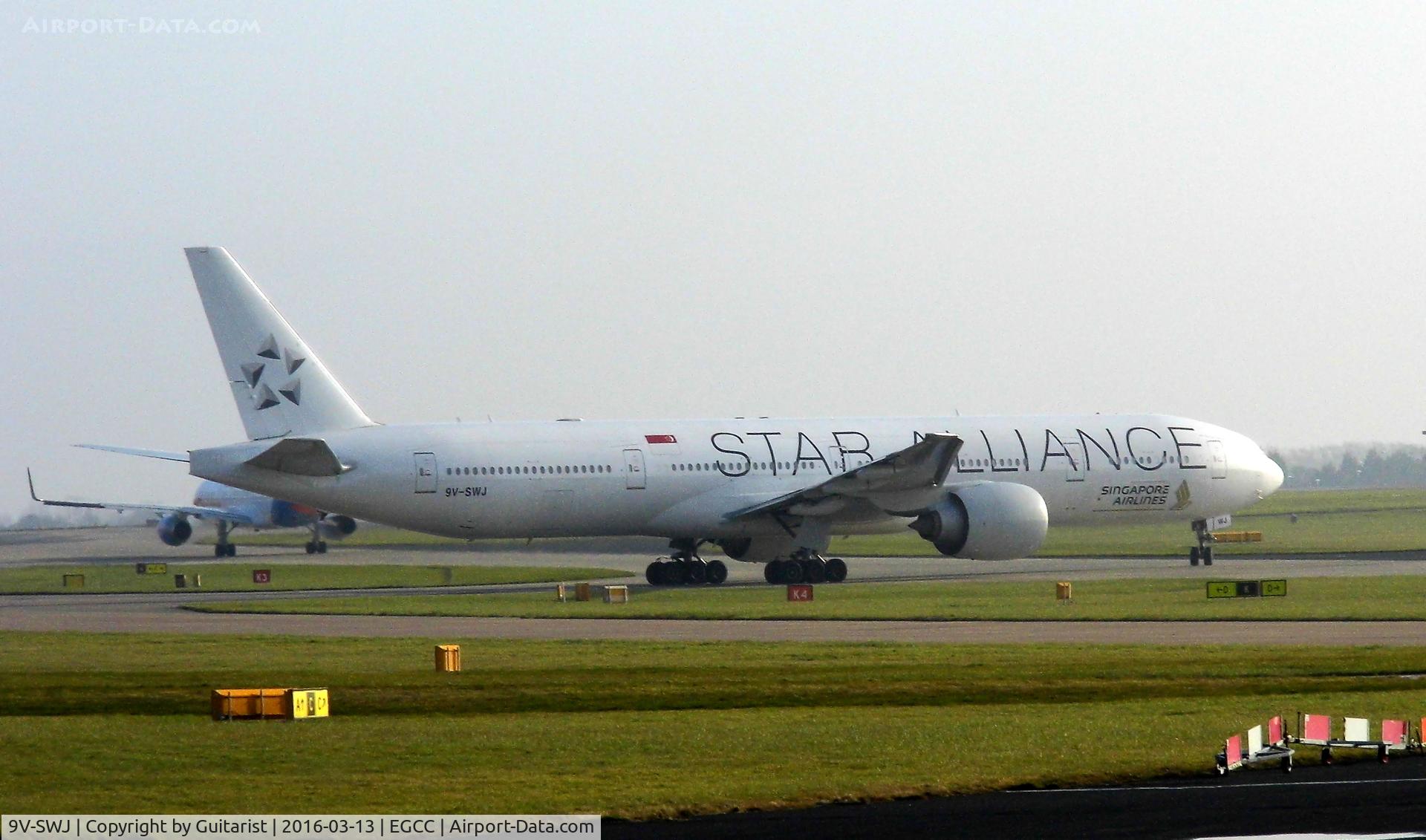 9V-SWJ, 2007 Boeing 777-312/ER C/N 34575, At Manchester