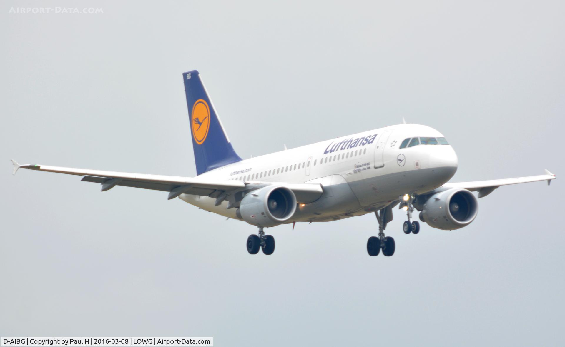 D-AIBG, 2011 Airbus A319-112 C/N 4841, Coming in on RWY 35c at LOWG