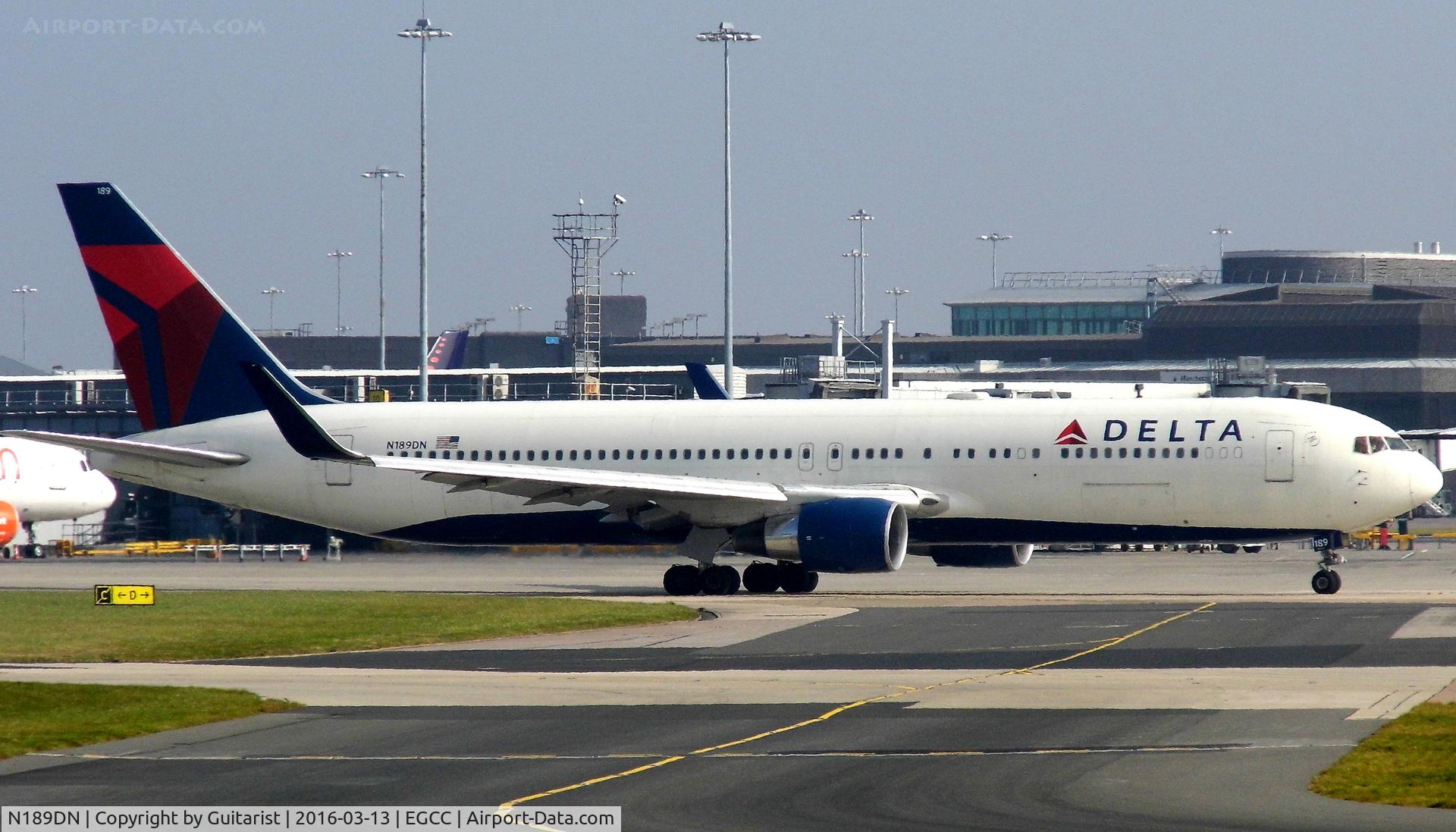 N189DN, 1996 Boeing 767-332 C/N 25990, At Manchester